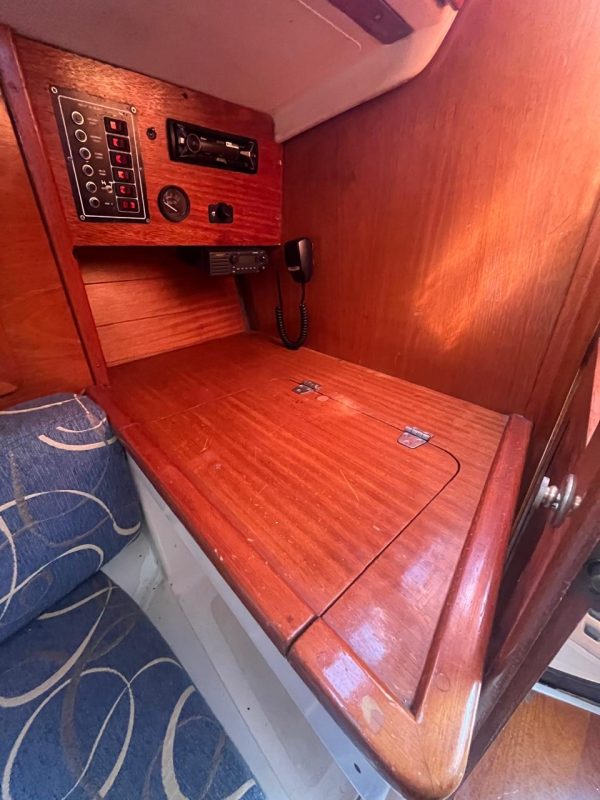Sailor 875 - Image 17