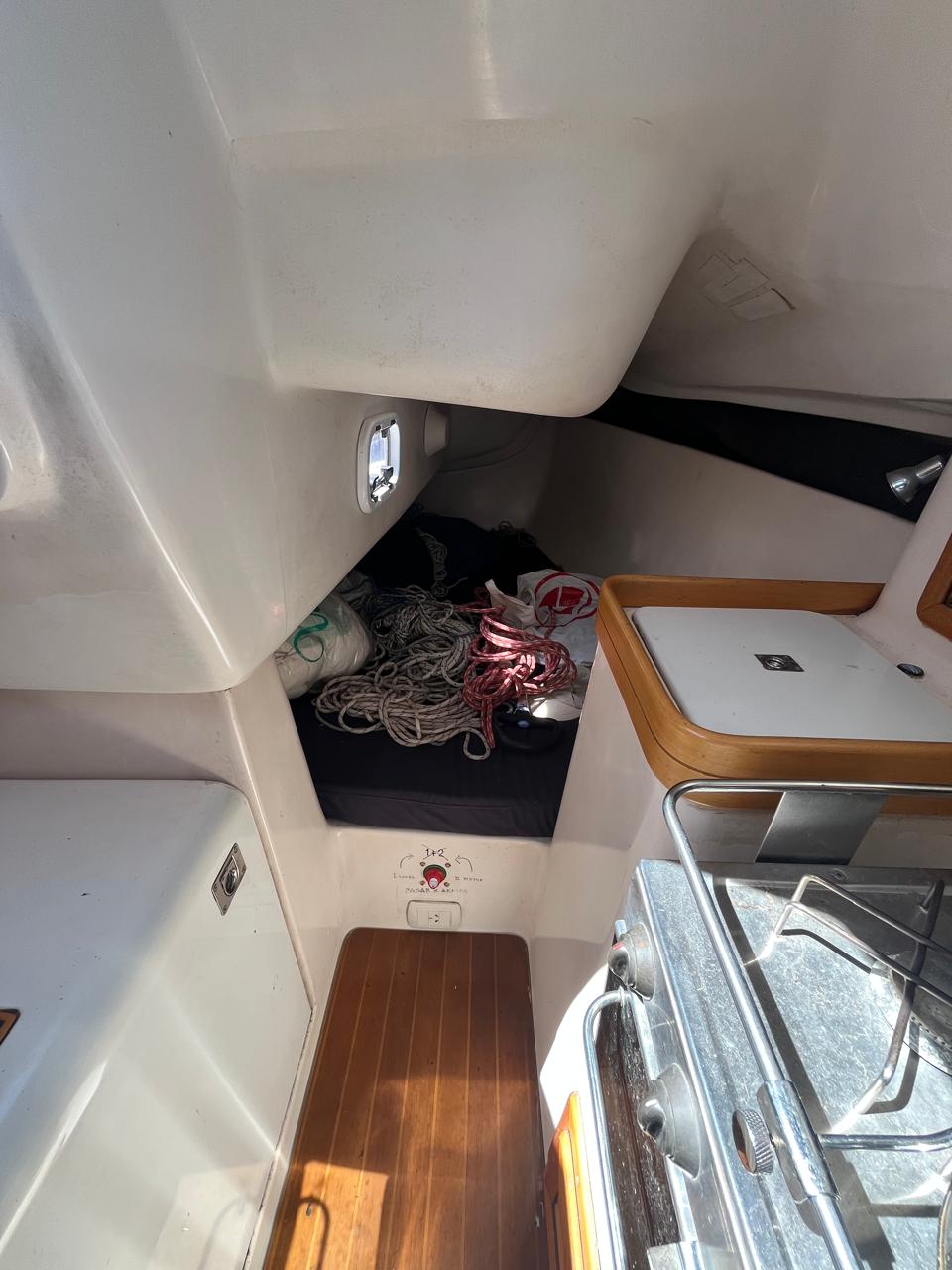 Mystic 290 - Image 20