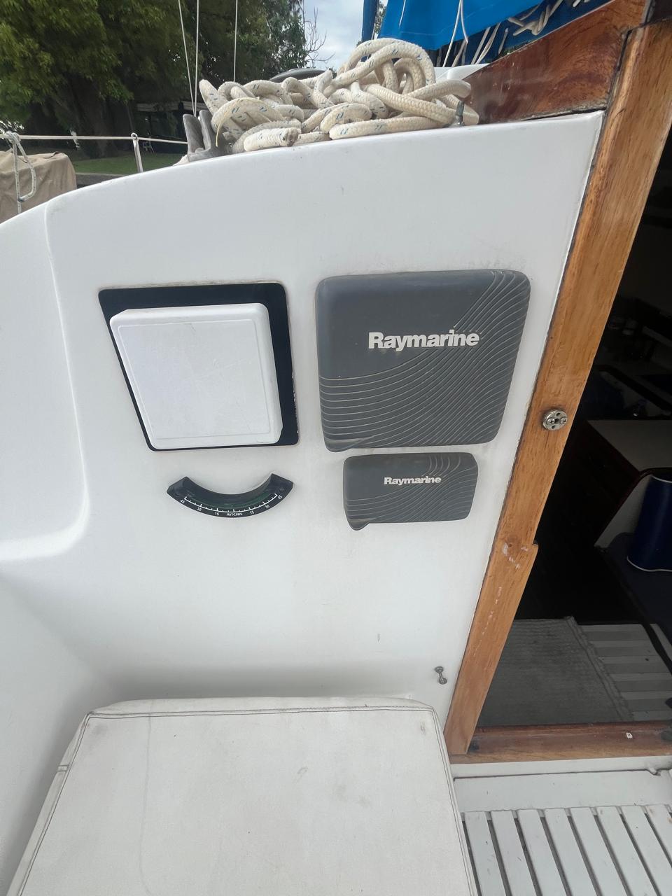 Henny 28’ - Image 11