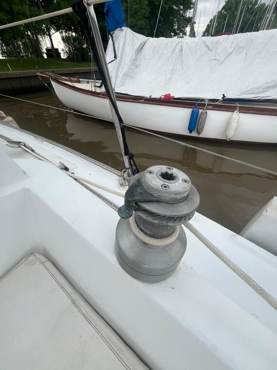 Henny 28’ - Image 15