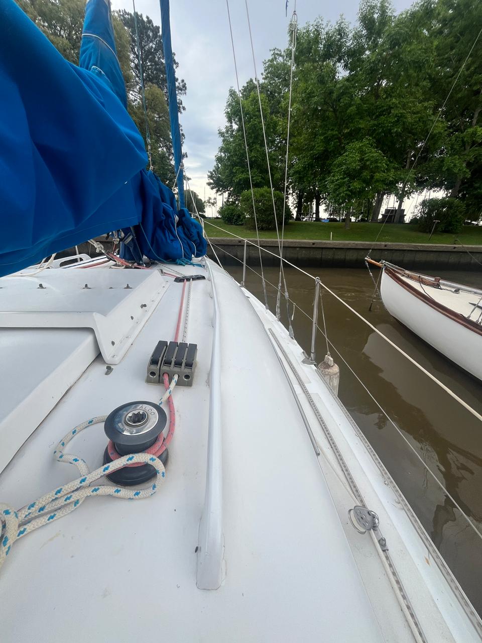 Henny 28’ - Image 13